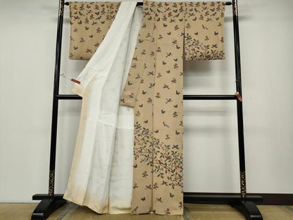 平和屋着物●訪問着　型染め　飛鳥花蝶文　鬼しぼ縮緬　正絹　逸品　CABD0249ut