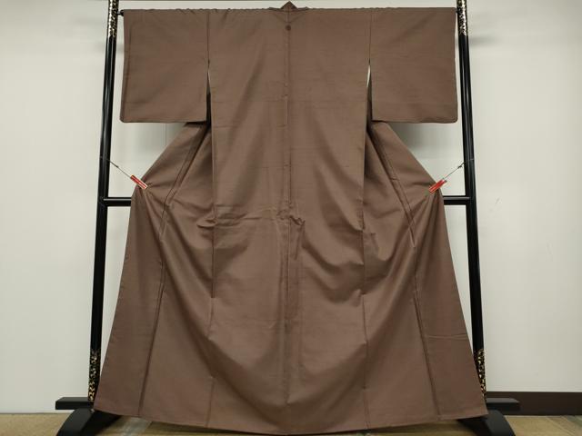 平和屋着物●上質な紬　色無地　作家物　銀煤竹色　正絹　逸品　CABD0281ut