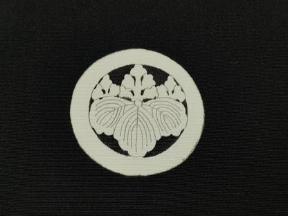 平和屋着物●男性　黒紋付・羽織セット　羽裏：風景文　正絹　逸品　未使用　CABD0295ut