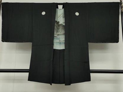 平和屋着物●男性　黒紋付・羽織セット　羽裏：風景文　正絹　逸品　未使用　CABD0295ut