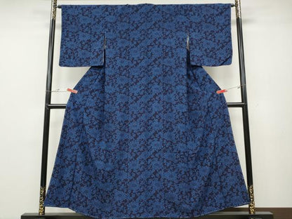 平和屋着物●上質な小紋　本藍型絵染め　花唐草文　正絹　逸品　未使用　CABD0307ut