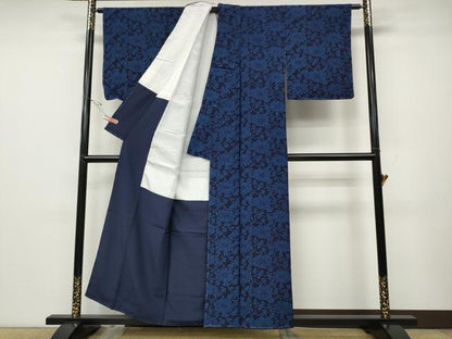 平和屋着物●上質な小紋　本藍型絵染め　花唐草文　正絹　逸品　未使用　CABD0307ut