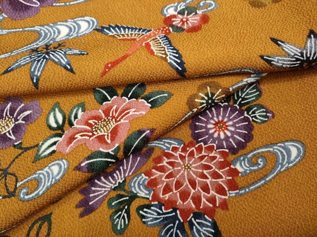平和屋着物●本場琉球紅型　小紋　飛鶴流水花文　鬼しぼ縮緬　ロング丈　正絹　逸品　CABD0338ut