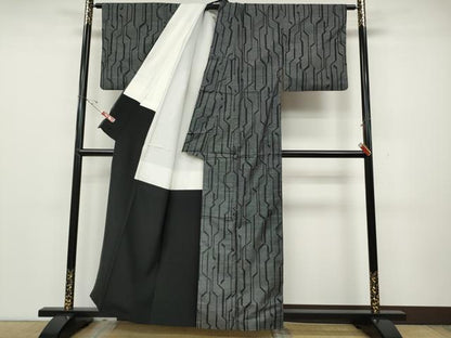平和屋着物●本場大島紬　7マルキ　吉祥文　正絹　逸品　CABD0344ut