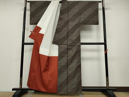 平和屋着物●本場大島紬　7マルキ　斜線吉祥文　証紙付き　正絹　逸品　未使用　CABD0356ut