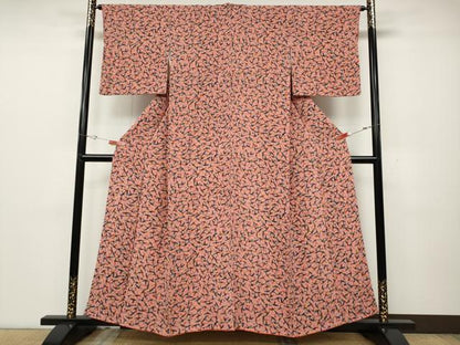 平和屋着物●上質な小紋　紅型　枝木の実　鬼しぼ縮緬　鈴乃屋扱い　正絹　逸品　CABD0374ut