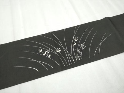 平和屋着物●塩瀬 九寸名古屋帯 草花文 黒地 金糸 正絹 逸品 CABD0421hy