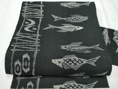 平和屋着物●八寸名古屋帯 魚 黒地 正絹 逸品 CABD0453hy