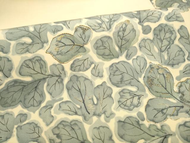 平和屋着物●塩瀬　九寸名古屋帯　手描き　駒刺繍　舞葉文　金糸　正絹　逸品　CABD0586hy