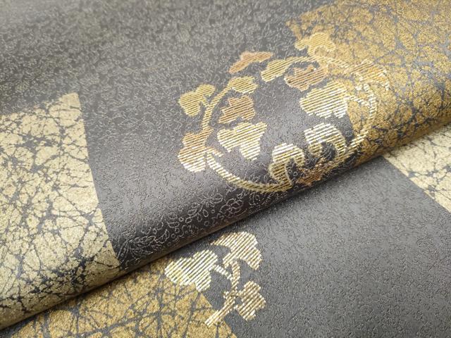 平和屋着物●九寸開き名古屋帯　竹屋町刺繍　市松枝葉文　金通し地　正絹　逸品　CABD0712hy