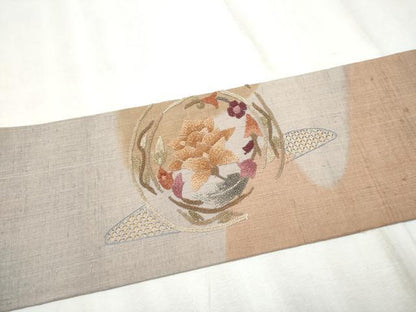 平和屋着物●中国三大刺繍　スワトウ相良刺繍　総刺繍　九寸名古屋帯　紬地　花唐草文　正絹　逸品　CABD0719hy
