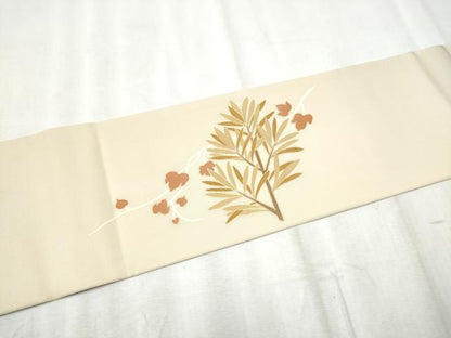 平和屋着物●塩瀬　九寸名古屋帯　駒刺繍　枝葉文　金彩　正絹　逸品　CABD0742hy