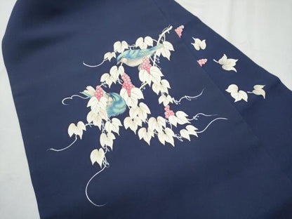 平和屋着物●塩瀬　九寸名古屋帯　手描き　休み鳥葡萄蔦の葉文　正絹　逸品　CABD0782hy