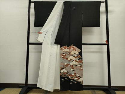 平和屋着物■豪華黒留袖　駒刺繍　松梅文　金彩　正絹　逸品　CABD0942ze