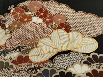 平和屋着物■豪華黒留袖　駒刺繍　松梅文　金彩　正絹　逸品　CABD0942ze