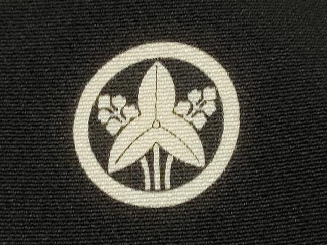 平和屋着物■豪華黒留袖　駒刺繍　松竹梅飛鶴文　金彩　正絹　逸品　CABD0951ze
