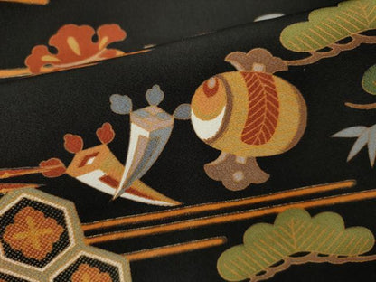 平和屋着物■豪華黒留袖　駒刺繍　扇面宝尽くし花文　金彩　正絹　逸品　CABD1020ze