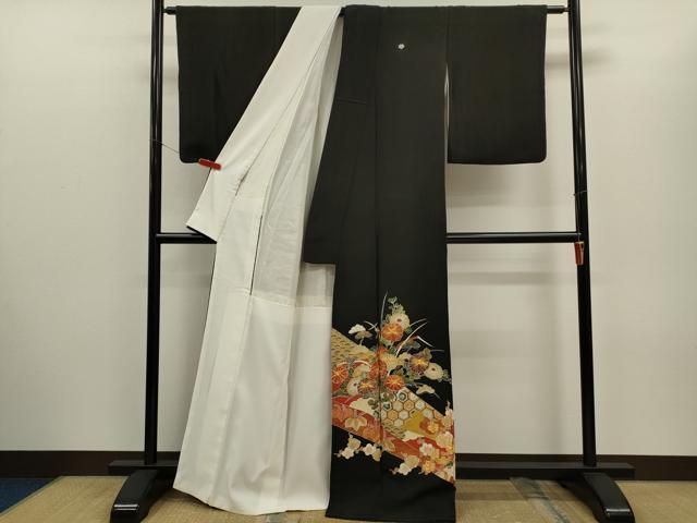 平和屋着物■豪華黒留袖　駒刺繍　草花吉祥文　金彩　正絹　逸品　CABD1034ze