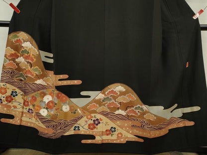 平和屋着物■豪華黒留袖 駒刺繍 遠山流水草花文 金彩 正絹 逸品 CABD1130ze