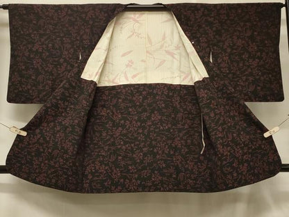 平和屋着物＃道行コート 紬地 草花文 黒地 CABD1584in