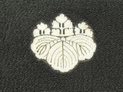平和屋着物■豪華黒留袖　駒刺繍　尾長鳥花文　金彩　正絹　逸品　CABD1817fb