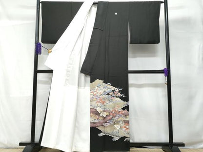 平和屋着物■豪華黒留袖　駒刺繍　立波群鶴花文　金彩　正絹　逸品　CABD1966fb