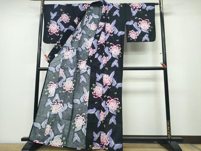 平和屋着物∴夏物 浴衣 舞蝶乱菊 黒地 綿 逸品 未使用 CABD2410ng