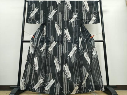平和屋着物∴夏物 浴衣 矢羽根花火 黒地 綿 逸品 未使用 CABD2419ng