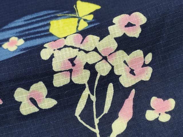 平和屋着物∴夏物　浴衣　綿紅梅　満月舞蝶花文　綿　逸品　CABD2456ng