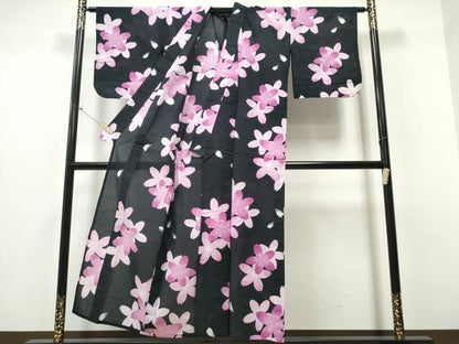 平和屋着物∴夏物 浴衣 舞桜 黒地 綿 逸品 CABD2540ng