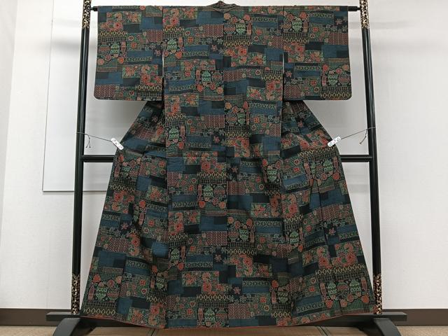 平和屋着物■上質な紬 花瓶花文 黒地 正絹 逸品 CABD2910xi