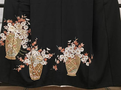 平和屋着物■豪華黒留袖　駒刺繍　飾花文　金彩　正絹　逸品　CABD3071xi