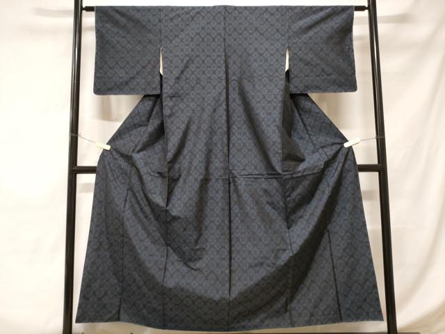 平和屋着物■本場大島紬 菱花文 正絹 逸品 CABD3540ev