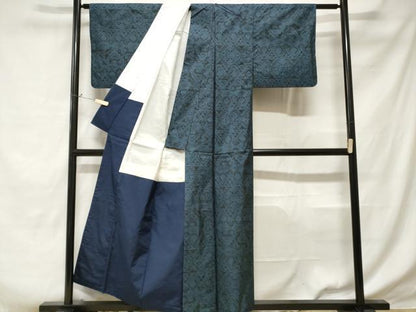 平和屋着物■本場大島紬 7マルキ 幾何学花文 正絹 逸品 CABD3580ev