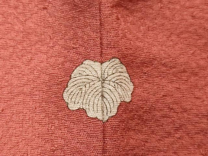 平和屋着物■上質な色無地　霞地紋　甚三紅色　正絹　逸品　未使用　CABD3778ev