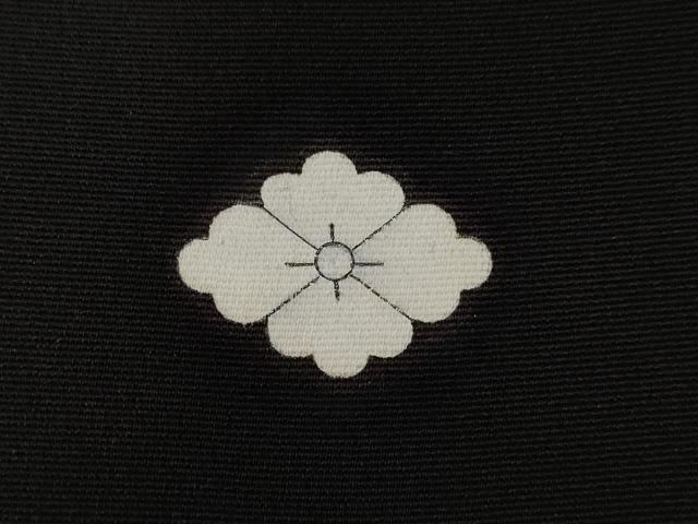平和屋着物■豪華黒留袖　作家物　駒刺繍　飛鶴扇面松竹梅　金彩　正絹　逸品　CABD3863ev