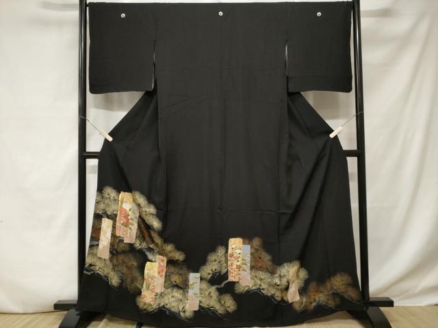 平和屋着物■豪華黒留袖　駒刺繍　短冊枝松文　金彩　正絹　逸品　CABD3895ev