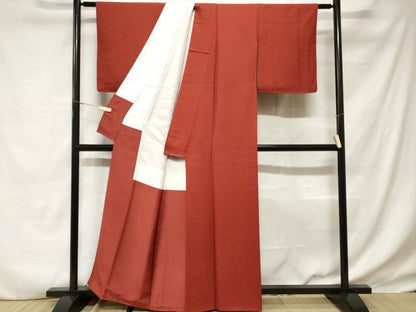 平和屋着物■上質な色無地　霞地紋　茜色　正絹　逸品　CABD3926ev