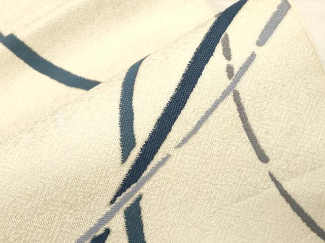 平和屋着物●人間国宝　五代　田畑喜八　九寸開き名古屋帯　草木文　銀通し地　正絹　逸品　CABD4168dy