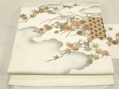 平和屋着物●塩瀬　九寸名古屋帯　雲取り草花文　金彩　正絹　逸品　CABD4195dy