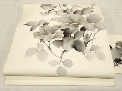 平和屋着物●塩瀬　九寸名古屋帯　手描き　草花文　正絹　逸品　CABD4202dy