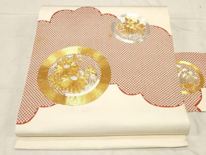 平和屋着物●塩瀬　九寸名古屋帯　駒刺繍　花蝶丸文　正絹　逸品　CABD4210dy