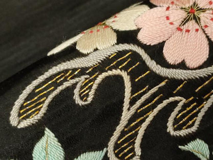 平和屋着物●アンティーク　大正ロマン　九寸名古屋帯　総手刺繍　立波草花文　黒地　金糸　正絹　逸品　CABD4348dy
