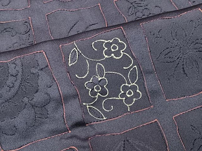 平和屋着物∞道行コート　地紋起こし　市松花文　正絹　逸品　CABD4414ua