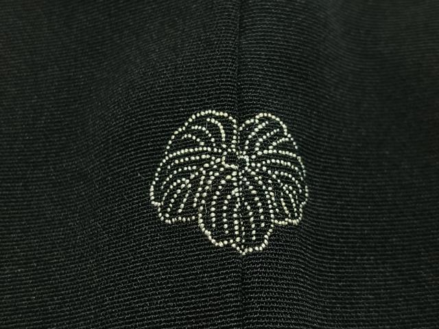 平和屋着物＃羽織　総刺繍　駒刺繍　人物文　黒地　正絹　逸品　CABD4467ua