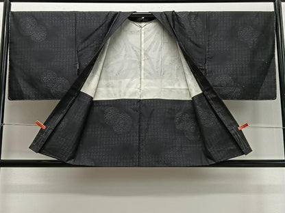 平和屋着物∞羽織　本場大島紬　正倉院花文　さが美扱い　正絹　逸品　未使用　CABD4501ua
