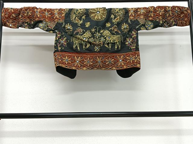 平和屋着物∞和装コート　総刺繍　動物文　CABD4502ua