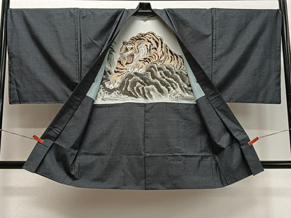 平和屋着物∞男性　長羽織　本場大島紬　60亀甲　総詰め　正絹　逸品　CABD4543ua
