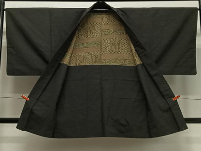平和屋着物∞男性　長羽織　紬地　黒色　正絹　逸品　CABD4571ua