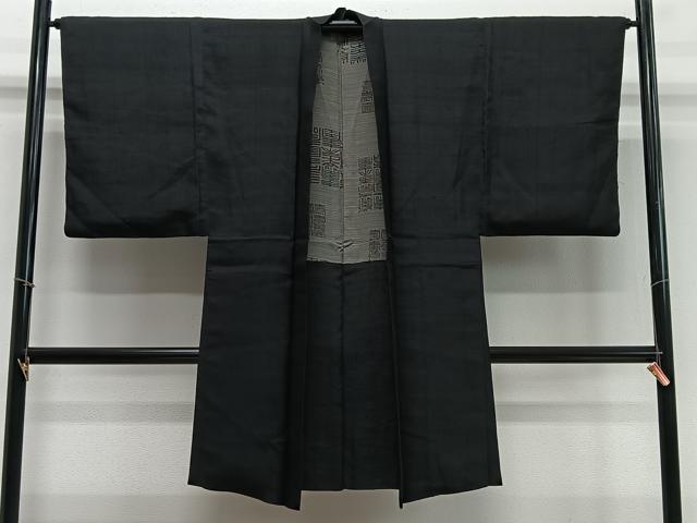 平和屋着物∞男性　長羽織　紬地　黒地　正絹　逸品　CABD4589ua